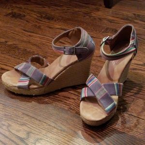 Tom's Wedges, Size 8, EUC